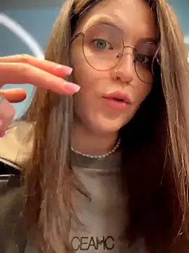 meow girl online show from 02.18.26