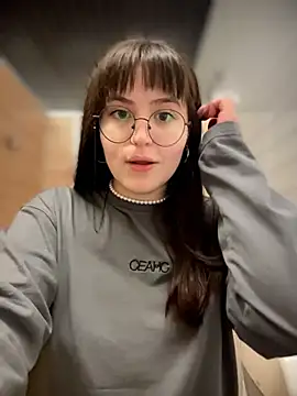 Snapshot of meow_girl chatting on 07.05.26 meow girl online show from 07.05.26