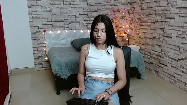 Snapshot of Vanse_lust chatting on 12.06.24 Vanse lust online show from 12.06.24