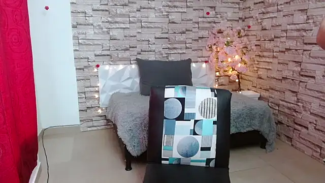 Snapshot of Vanse_lust chatting on 12.12.24 Vanse lust online show from 12.12.24