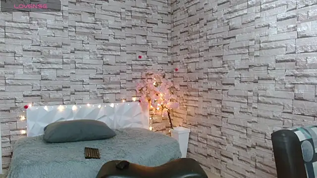 Snapshot of Vanse_lust chatting on 03.11.25 Vanse lust online show from 03.11.25