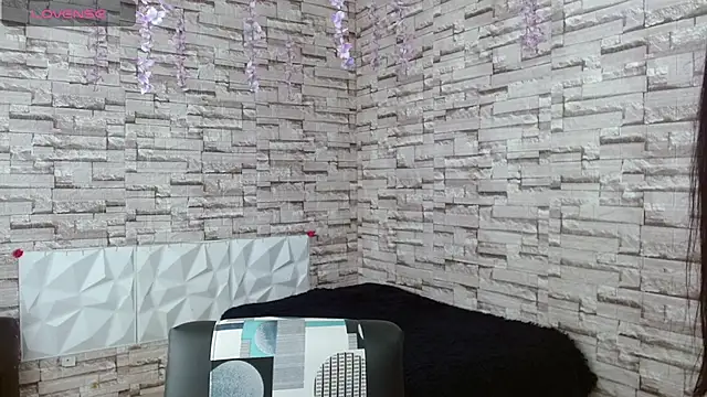 Snapshot of Vanse_lust chatting on 09.26.25 Vanse lust online show from 09.26.25