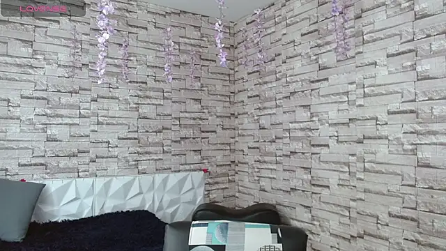 Snapshot of Vanse_lust chatting on 09.30.25 Vanse lust online show from 09.30.25