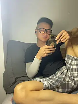 Snapshot of lixiaoshuai8 chatting on 03.10.25 lixiaoshuai8 online show from 03.10.25