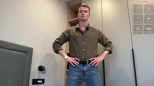 cute mark online show from 10.29.25