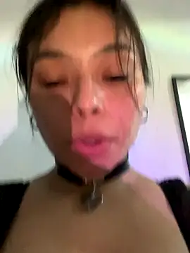 Snapshot of adry_moon666 chatting on 09.18.25 adry moon666 online show from 09.18.25