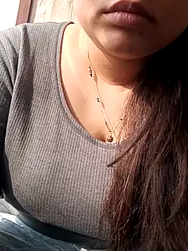 Snapshot of rituu07 chatting on 12.19.24 rituu07 online show from 12.19.24