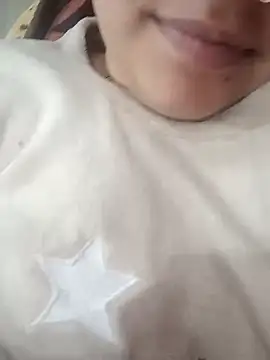 Snapshot of rituu07 chatting on 02.18.25 rituu07 online show from 02.18.25