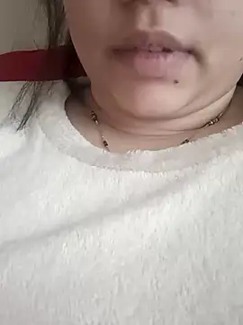 Snapshot of rituu07 chatting on 02.19.25 rituu07 online show from 02.19.25