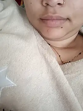 Snapshot of rituu07 chatting on 02.20.25 rituu07 online show from 02.20.25