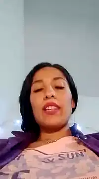 Snapshot of chloewildd_ chatting on 12.12.24 chloewildd online show from 12.12.24