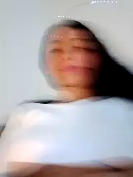 Snapshot of chloewildd_ chatting on 12.15.24 chloewildd online show from 12.15.24