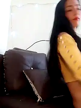 Snapshot of chloewildd_ chatting on 12.28.24 chloewildd online show from 12.28.24