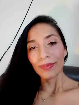 Snapshot of chloewildd_ chatting on 12.29.24 chloewildd online show from 12.29.24