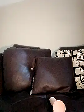 Snapshot of chloewildd_ chatting on 01.11.25 chloewildd online show from 01.11.25