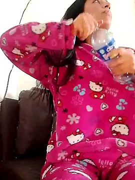 Snapshot of chloewildd_ chatting on 01.19.25 chloewildd online show from 01.19.25