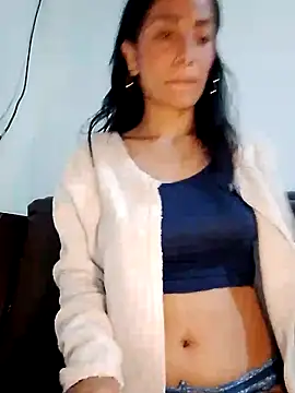 Snapshot of chloewildd_ chatting on 02.12.25 chloewildd online show from 02.12.25