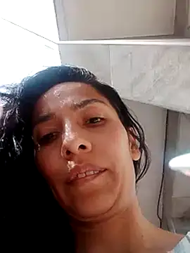 Snapshot of chloewildd_ chatting on 02.20.25 chloewildd online show from 02.20.25