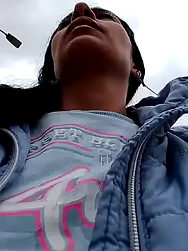 Snapshot of chloewildd_ chatting on 03.20.25 chloewildd online show from 03.20.25