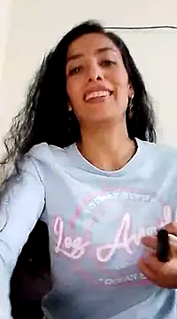 Snapshot of chloewildd_ chatting on 03.20.25 chloewildd online show from 03.20.25