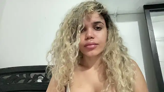 brithneysquirt online show from 12.22.25