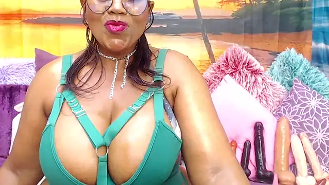 Snapshot of MATURExxxASS chatting on 05.25.26 MATURExxxASS online show from 05.25.26
