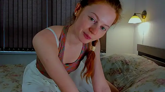 Snapshot of Fire_Luna chatting on 12.26.24 Fire Luna online show from 12.26.24