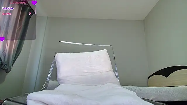 Snapshot of kyliejo18 chatting on 01.08.25 kyliejo18 online show from 01.08.25