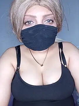 Loolly online show from 06.23.26