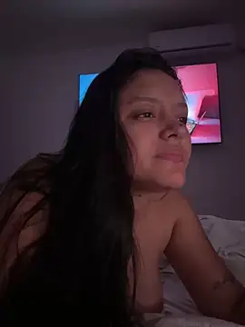 kenndall 21 online show from 02.17.26