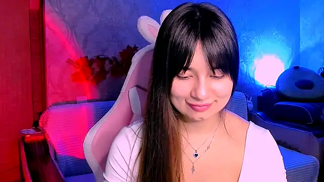 Swee Alicee online show from 12.13.24