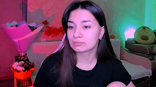 Swee Alicee online show from 02.19.25