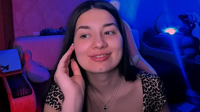 Swee Alicee online show from 01.14.26