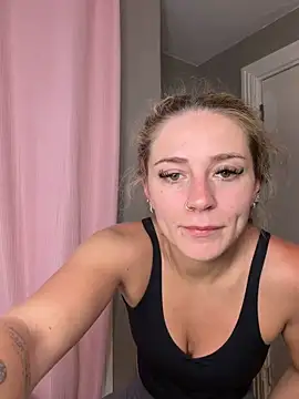 Snapshot of lexybabyxo chatting on 05.19.26 lexybabyxo online show from 05.19.26