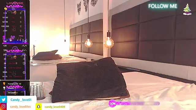 Snapshot of candy_lovee69 chatting on 12.25.24 candy lovee69 online show from 12.25.24