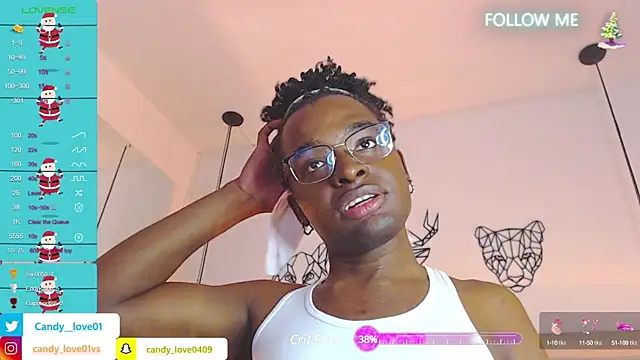 Snapshot of candy_lovee69 chatting on 12.31.24 candy lovee69 online show from 12.31.24