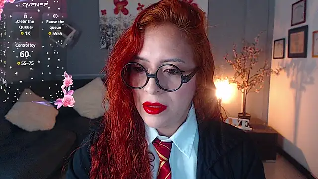 Snapshot of sahra_taylor_ chatting on 01.27.25 sahra taylor online show from 01.27.25