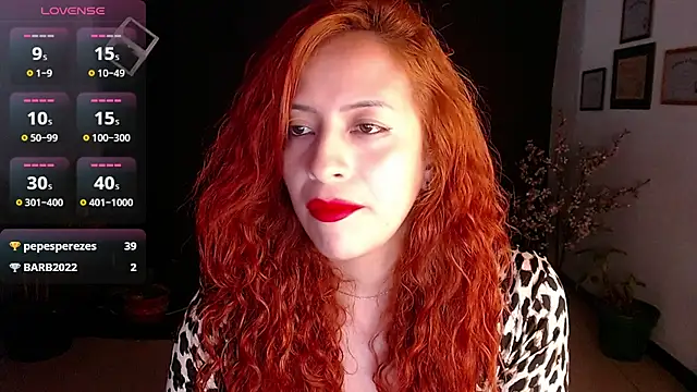 Snapshot of sahra_taylor_ chatting on 02.07.25 sahra taylor online show from 02.07.25
