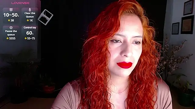 Snapshot of sahra_taylor_ chatting on 02.08.25 sahra taylor online show from 02.08.25