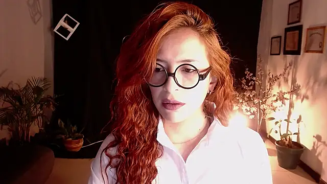 Snapshot of sahra_taylor_ chatting on 02.13.25 sahra taylor online show from 02.13.25