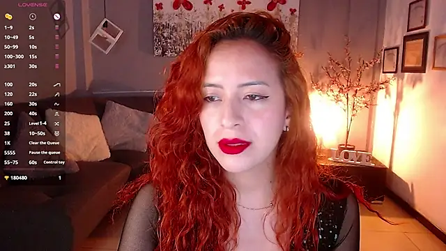 Snapshot of sahra_taylor_ chatting on 03.07.25 sahra taylor online show from 03.07.25