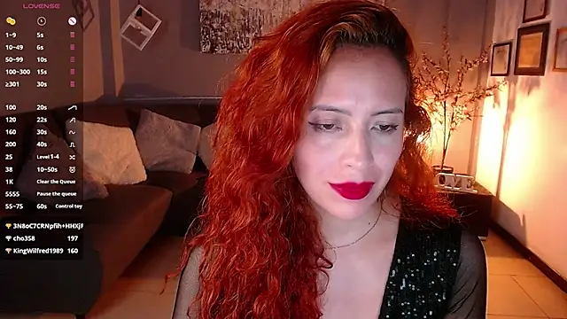Snapshot of sahra_taylor_ chatting on 03.07.25 sahra taylor online show from 03.07.25