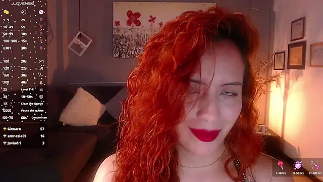 Snapshot of sahra_taylor_ chatting on 03.11.25 sahra taylor online show from 03.11.25