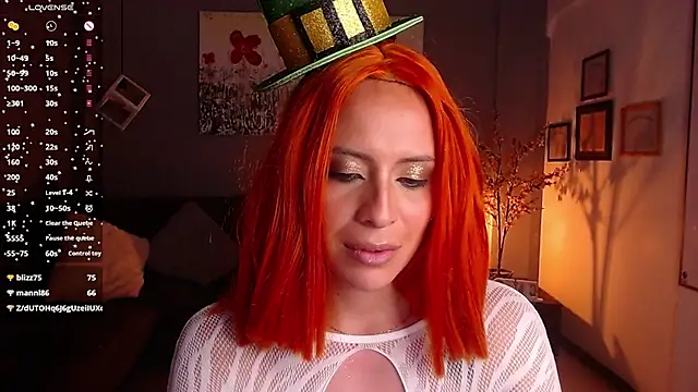 Snapshot of sahra_taylor_ chatting on 03.17.25 sahra taylor online show from 03.17.25