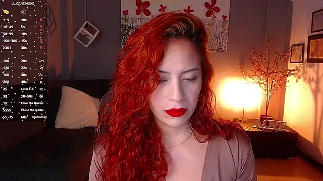 Snapshot of sahra_taylor_ chatting on 03.18.25 sahra taylor online show from 03.18.25