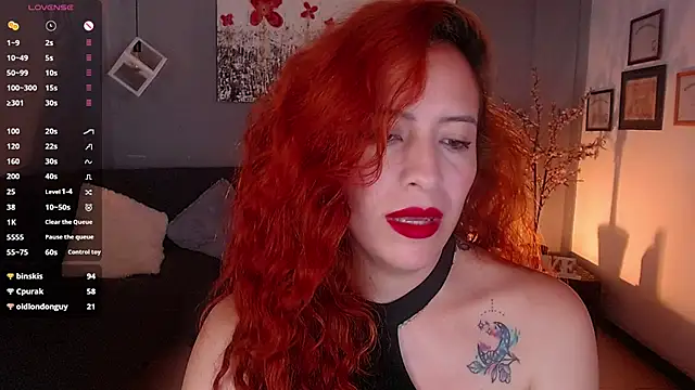 Snapshot of sahra_taylor_ chatting on 03.19.25 sahra taylor online show from 03.19.25