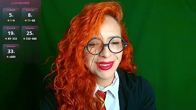 Snapshot of sahra_taylor_ chatting on 09.11.25 sahra taylor online show from 09.11.25