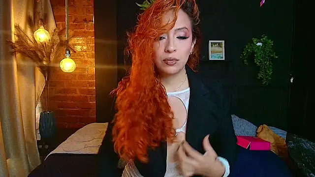 Snapshot of sahra_taylor_ chatting on 05.04.26 sahra taylor online show from 05.04.26