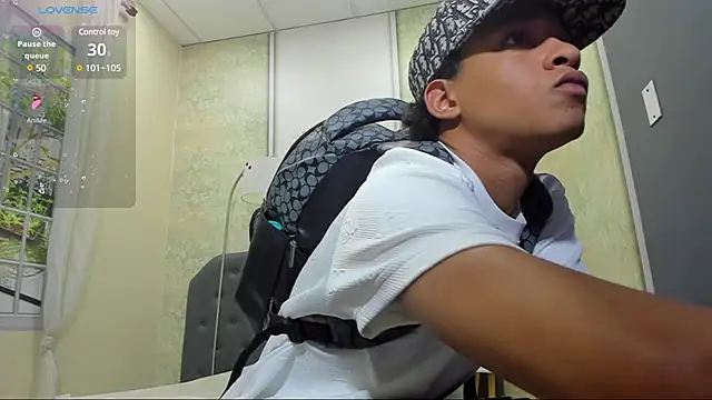 Crissh R online show from 01.22.25