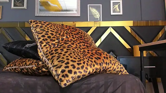 Crissh R online show from 03.07.25